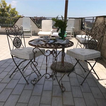 Villa Maximo Apartment 阿尔巴诺拉齐亚莱 外观 照片
